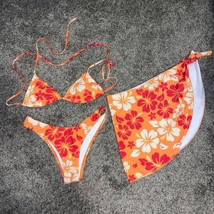 SHEIN orange floral bikini set, skirt included! Size small